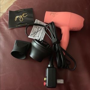 Pyt mini hair dryer